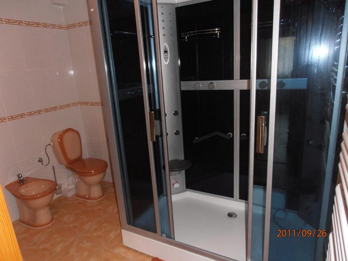 Ave Lagiewniki Apartamento Cracóvia Exterior foto