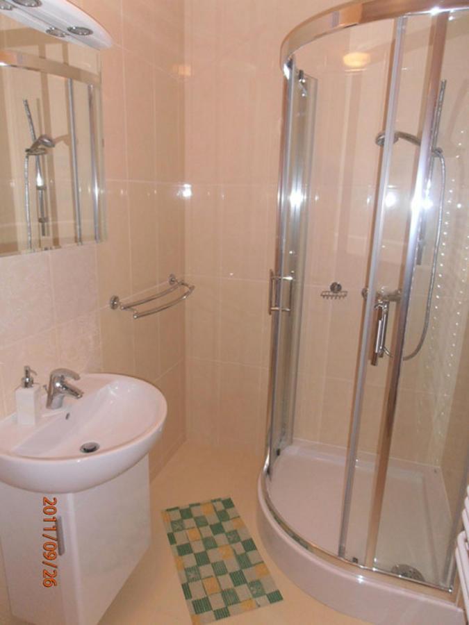 Ave Lagiewniki Apartamento Cracóvia Exterior foto