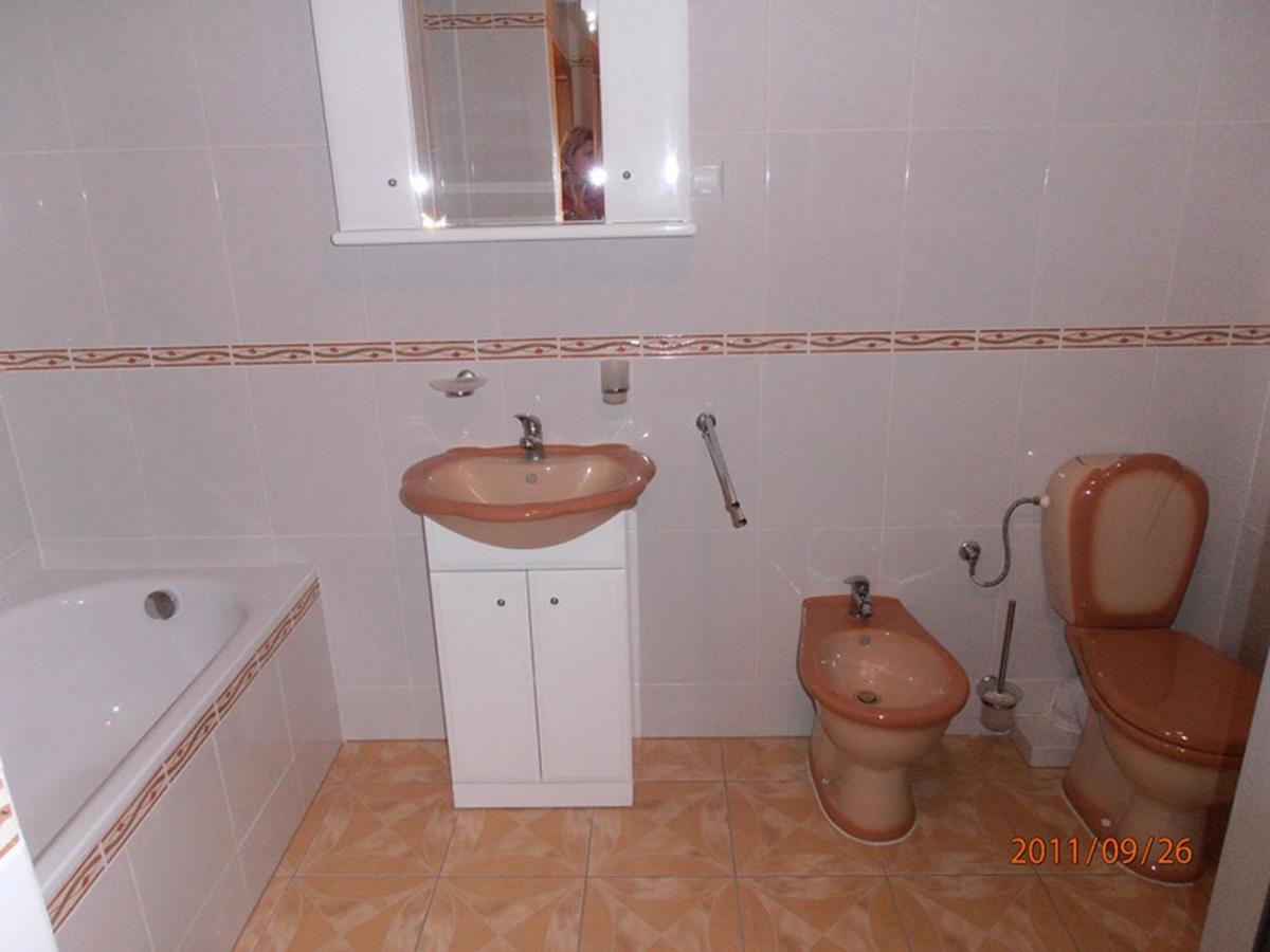 Ave Lagiewniki Apartamento Cracóvia Exterior foto